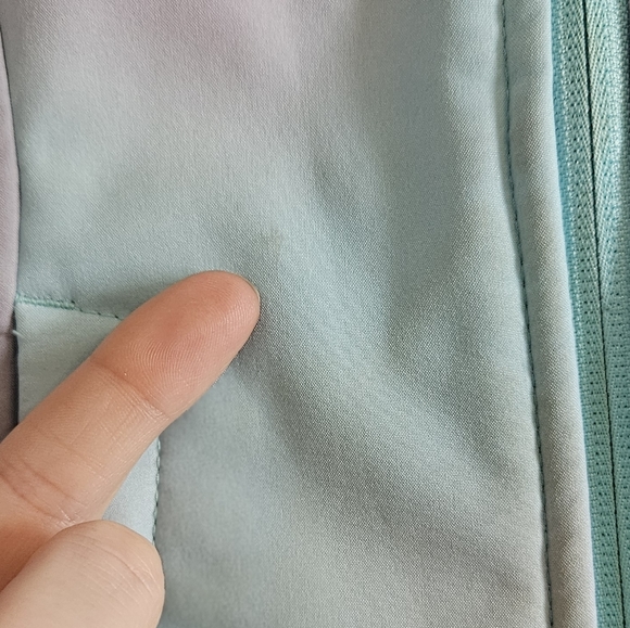 😇4 for $20, Rainbow jacket, 4, Free Country - Picture 4 of 6